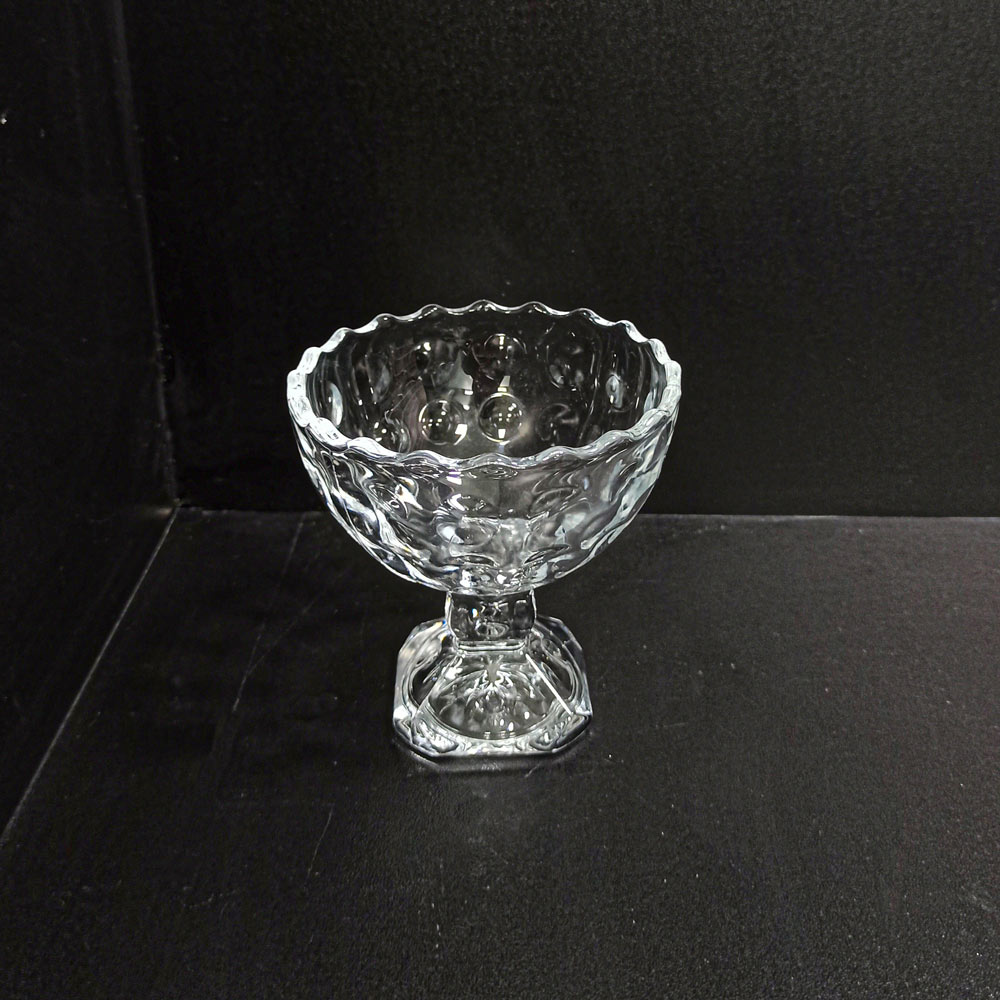 بستنی خوری سمیرامیس کد767 کادو اصفهان