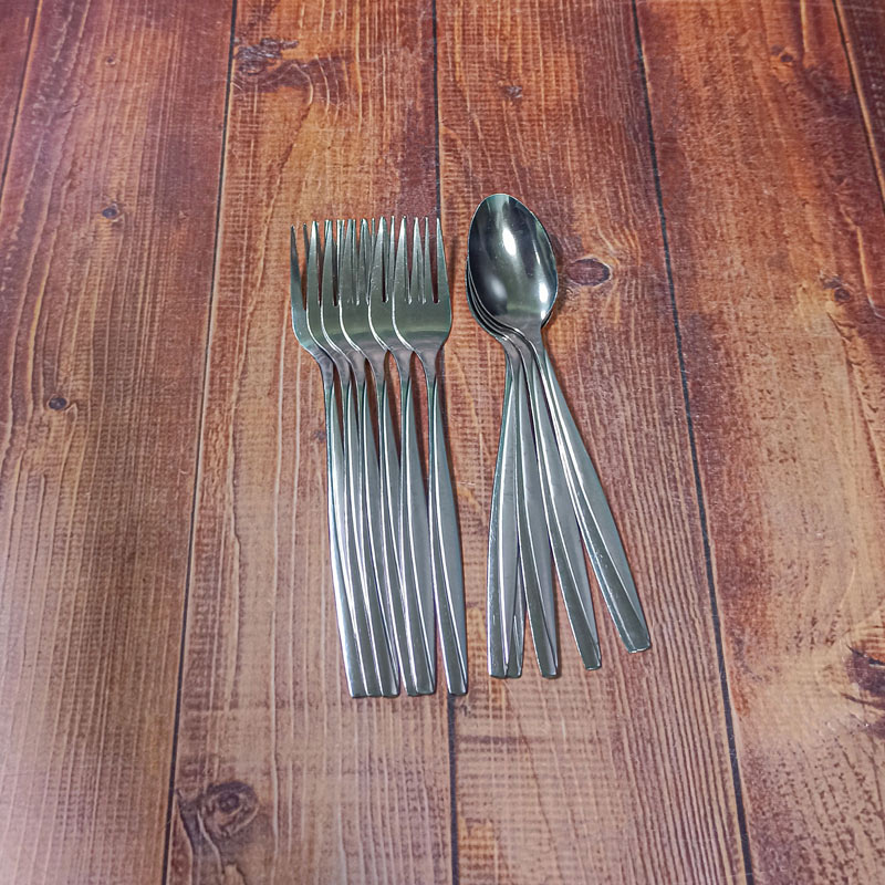 قاشق و چنگال غذا خوری طرح مایز نارنجی