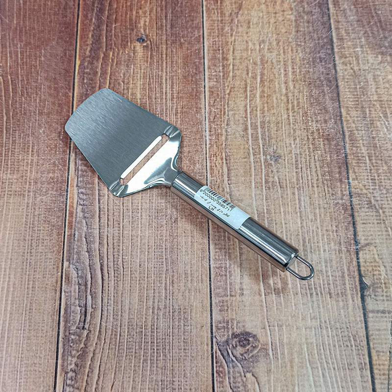 کفگیر دارای پوست کن کد0050 L.H