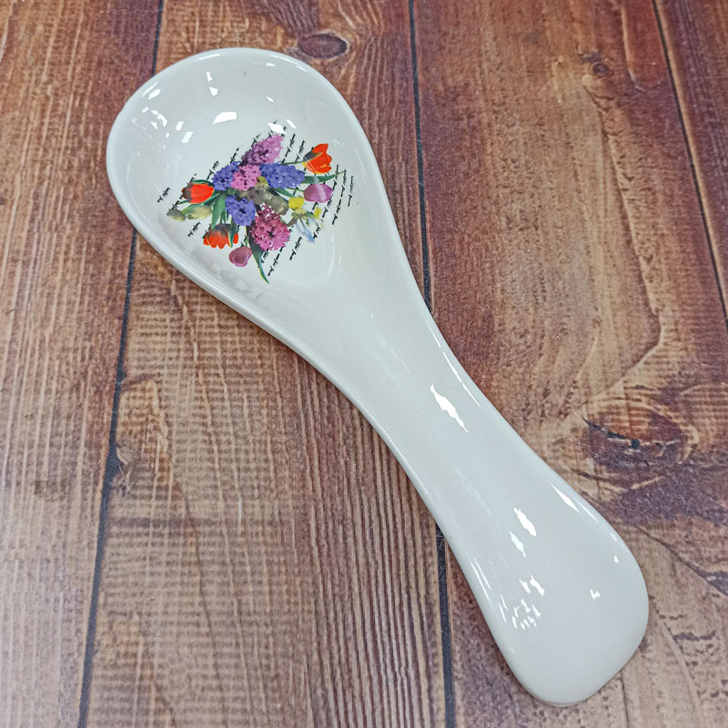 زیر قاشقی سرامیکی