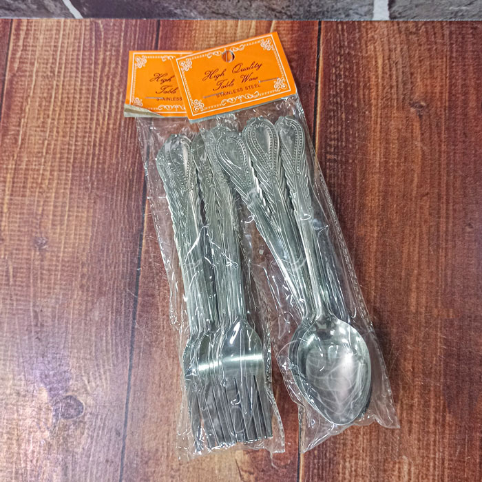 قاشق و چنگال غذا خوری جعبه ای طرح دل یونیک