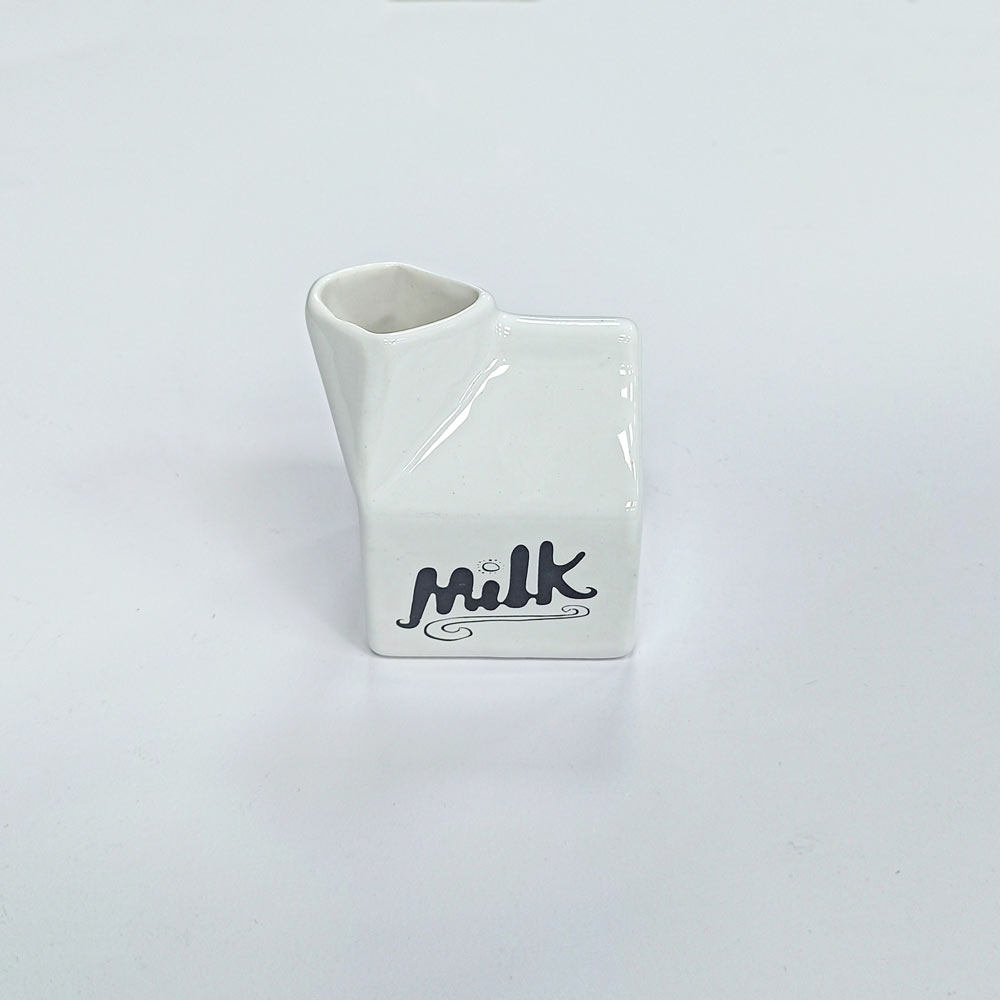 سس خوری پاکتی کارولین