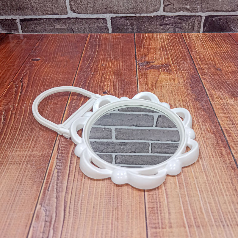 آینه خورشیدی کوچک B.KH