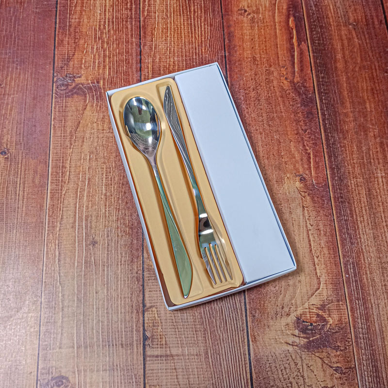 قاشق و چنگال غذاخوری جعبه ای سیلور کد3 کرکماز