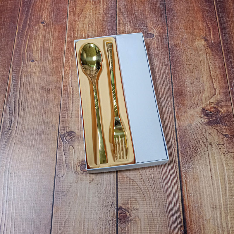 قاشق و چنگال غذاخوری جعبه ای تمام طلایی کد2 کرکماز