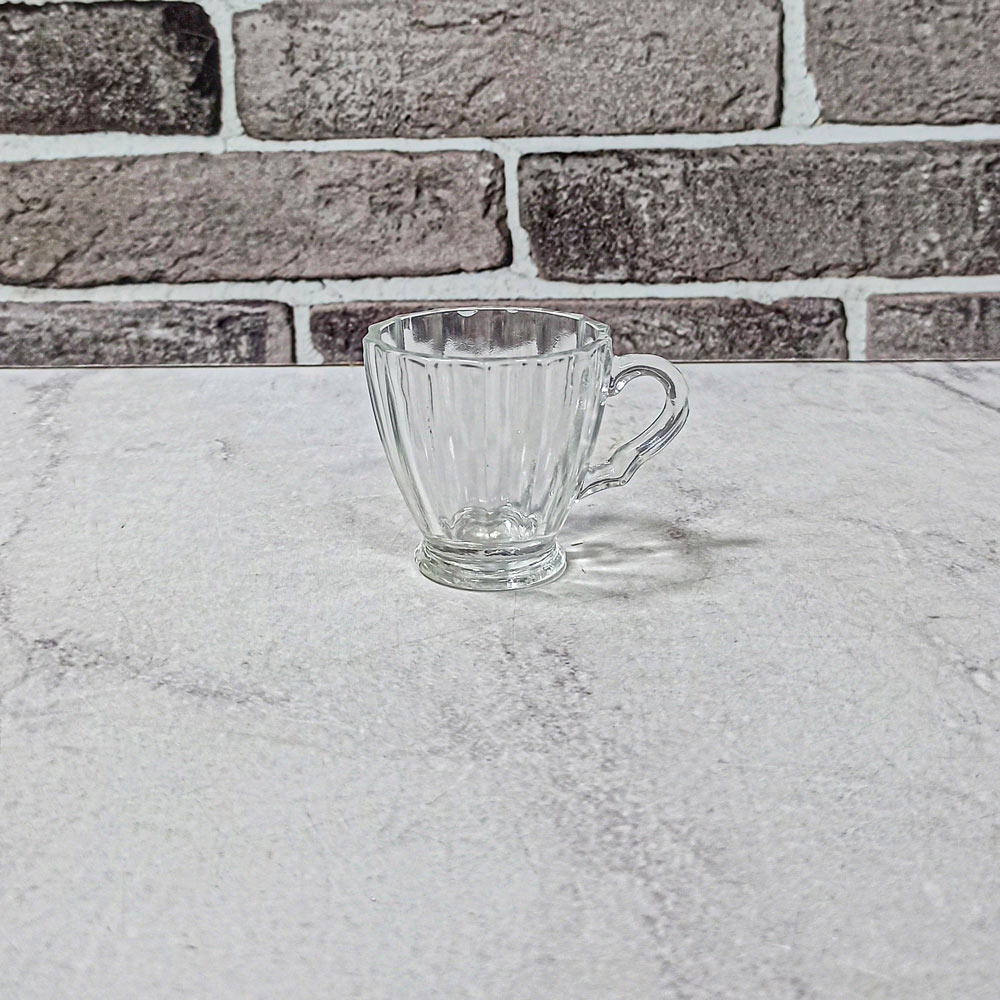 فنجان کافه آوین کادو کاوه 