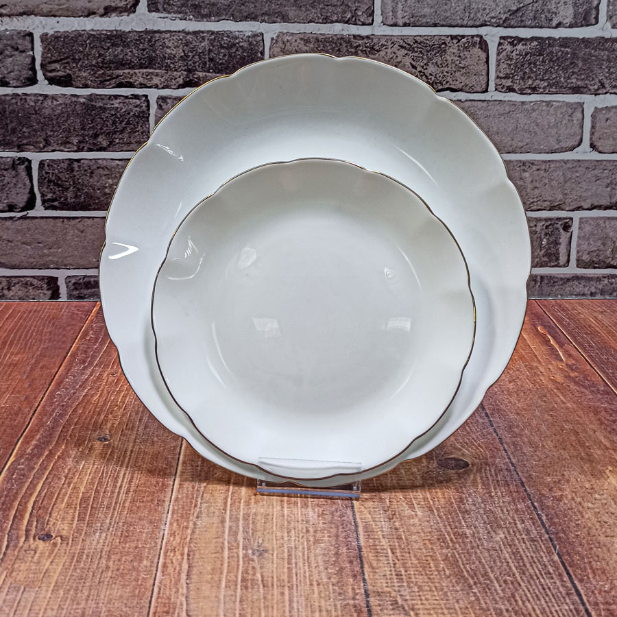 26پارچه نیلوفری سفید لب طلا دینو