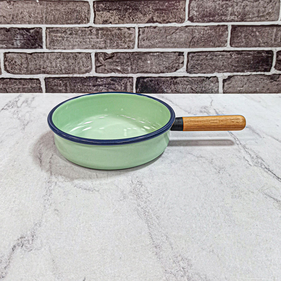 تابه لعابی تک دسته چوبی سایز 20 سبز دونا